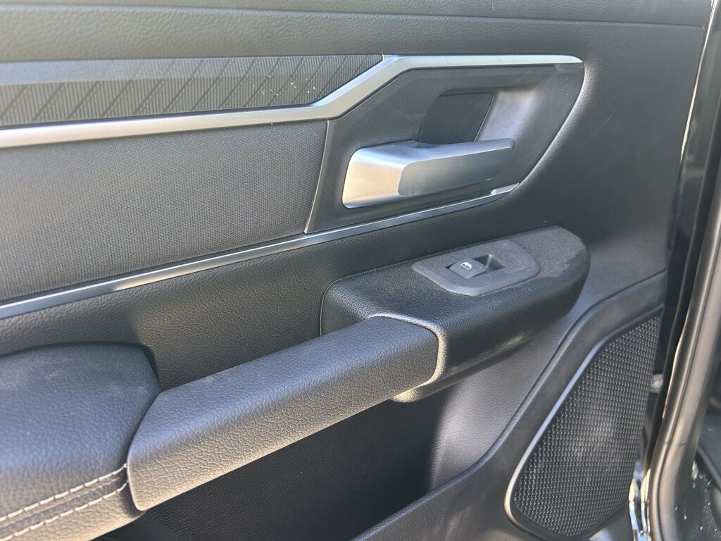 2025 Ram 1500 Big Horn/Lone Star Crestwood KY