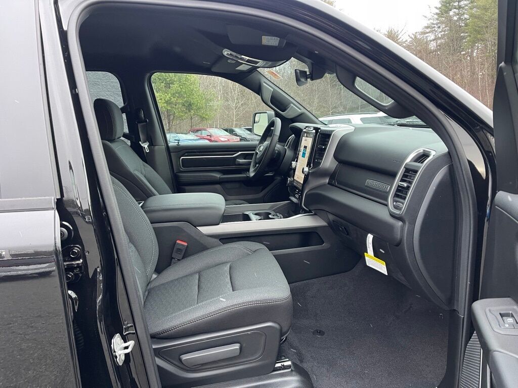 2025 Ram 1500 Big Horn/Lone Star Orange MA