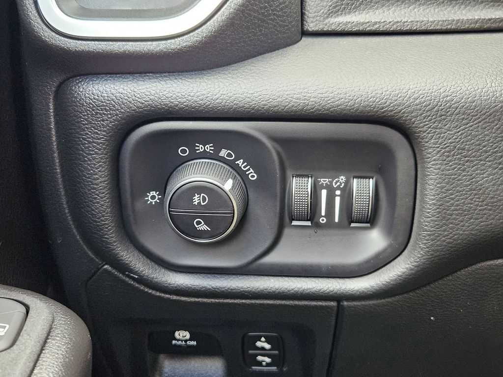 2025 Ram 1500 Big Horn/Lone Star Gresham OR