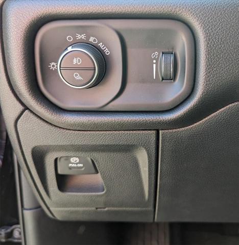 2025 Ram 1500 Big Horn/Lone Star Gresham OR