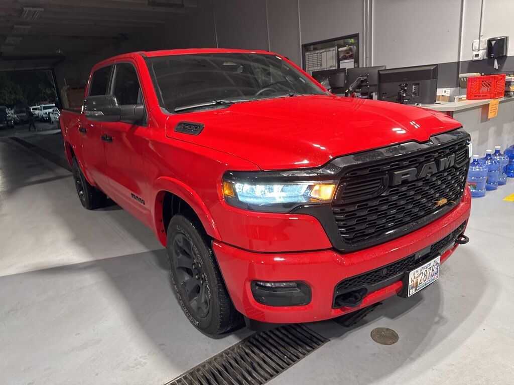 2025 Ram 1500 Big Horn/Lone Star