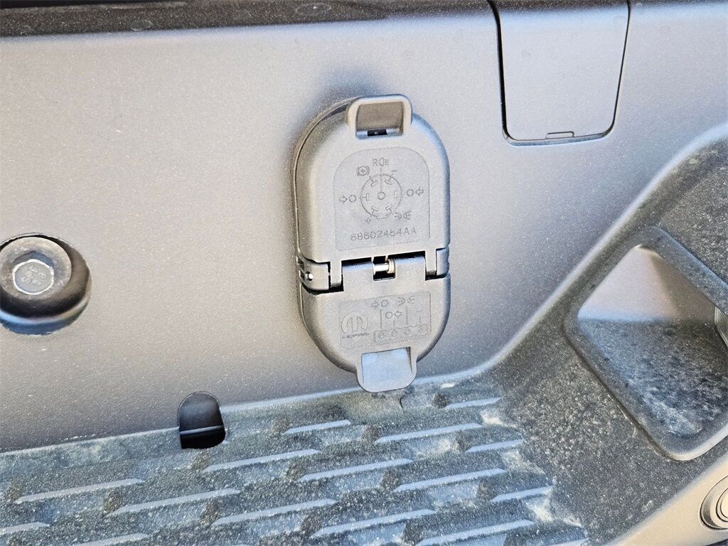 2025 Ram 1500 Big Horn/Lone Star Gresham OR