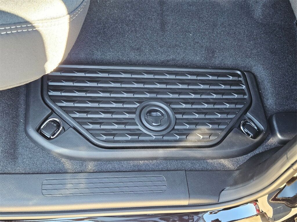 2025 Ram 1500 Big Horn/Lone Star Gresham OR