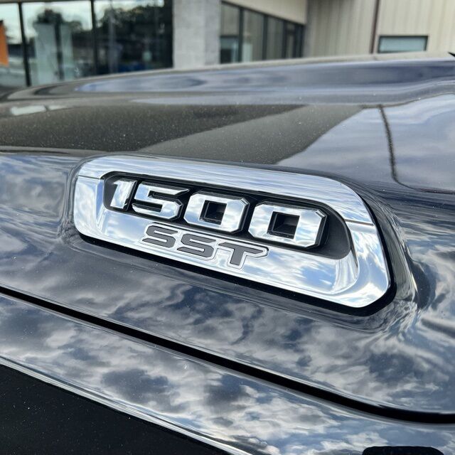 2025 Ram 1500 Big Horn/Lone Star Herrin IL