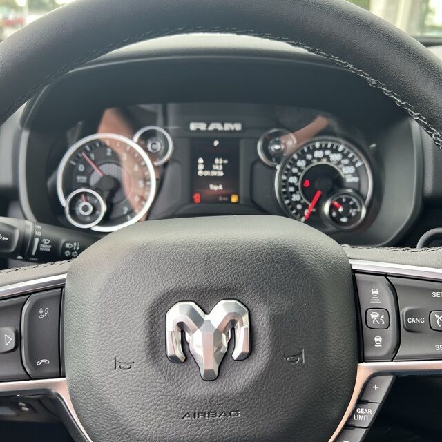 2025 Ram 1500 Big Horn/Lone Star Herrin IL