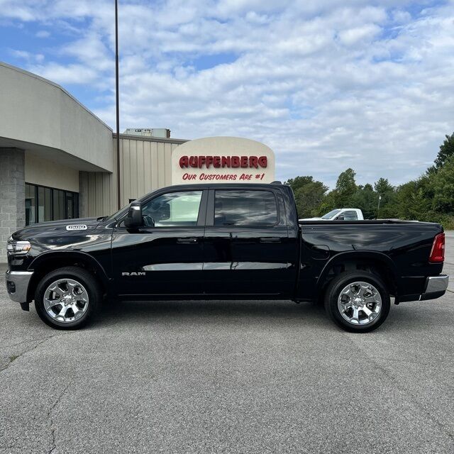 2025 Ram 1500 Big Horn/Lone Star Herrin IL