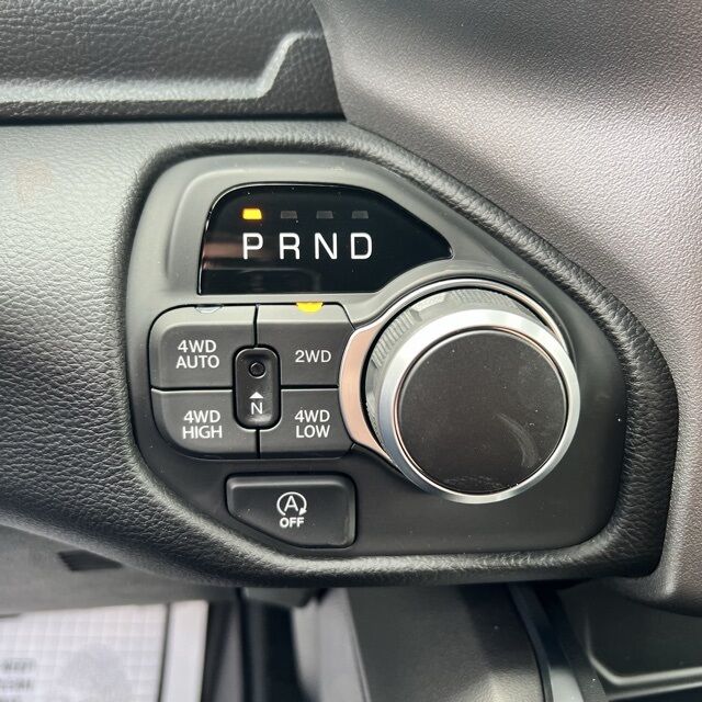 2025 Ram 1500 Big Horn/Lone Star Herrin IL