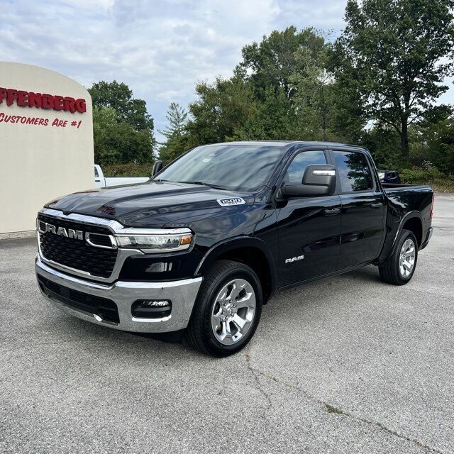 2025 Ram 1500 Big Horn/Lone Star Herrin IL