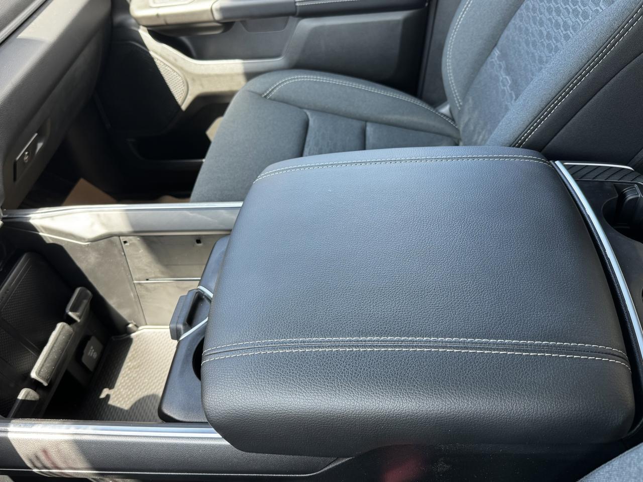2025 Ram 1500 Big Horn Sport Crew Cab 4x4 | 3L Hurricane | Heated Seats | Alpine | NAV Redwater AB