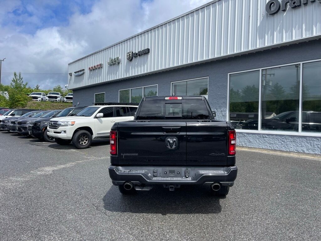 2025 Ram 1500 LARAMIE CREW CAB 4X4 5&#39;7 BOX Orange MA