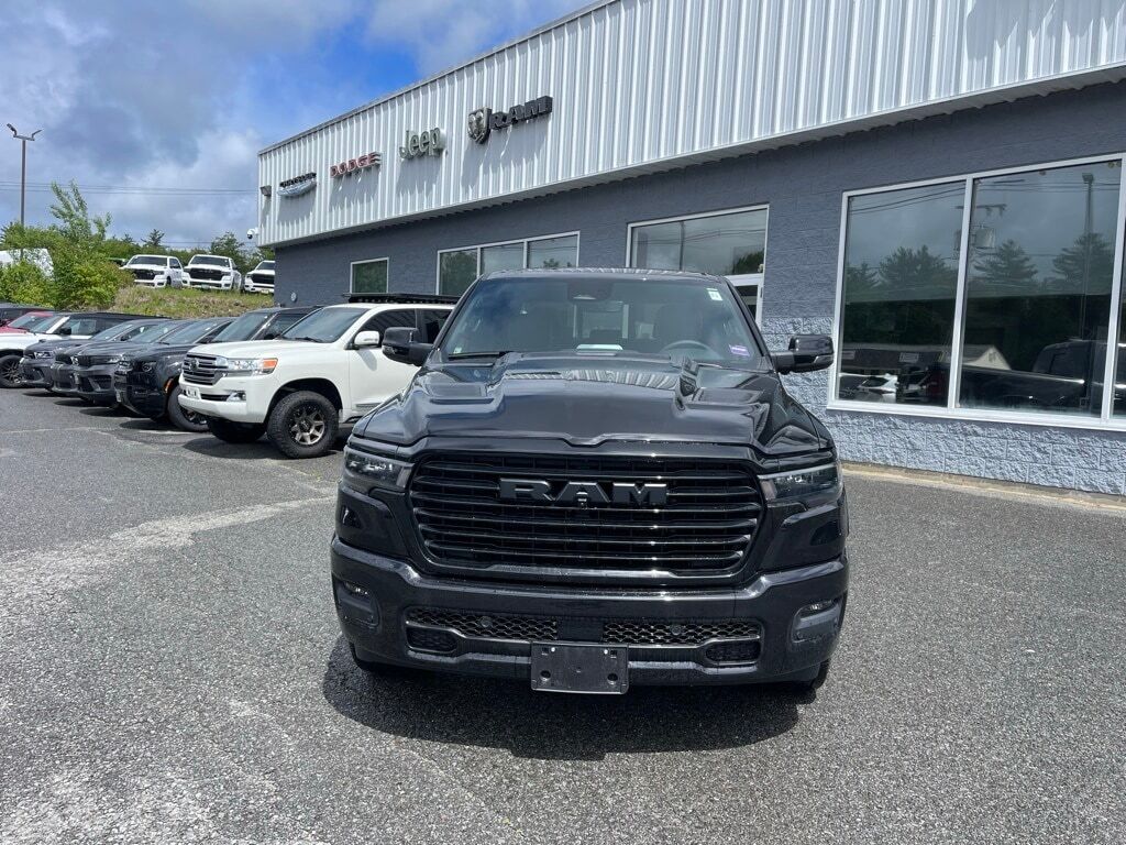 2025 Ram 1500 LARAMIE CREW CAB 4X4 5&#39;7 BOX Orange MA