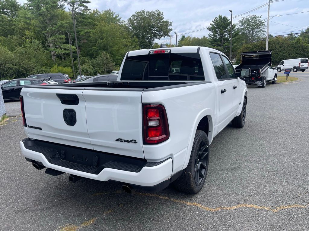 2025 Ram 1500 LARAMIE CREW CAB 4X4 5'7 BOX Orange MA