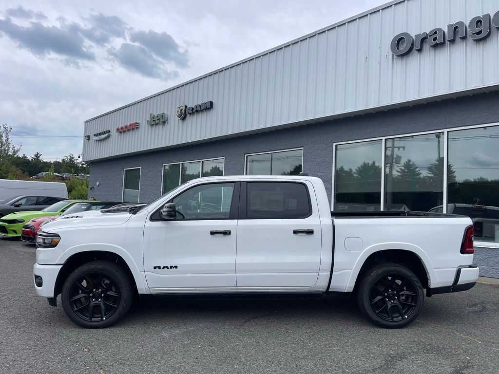 2025 Ram 1500 LARAMIE CREW CAB 4X4 5'7 BOX Orange MA