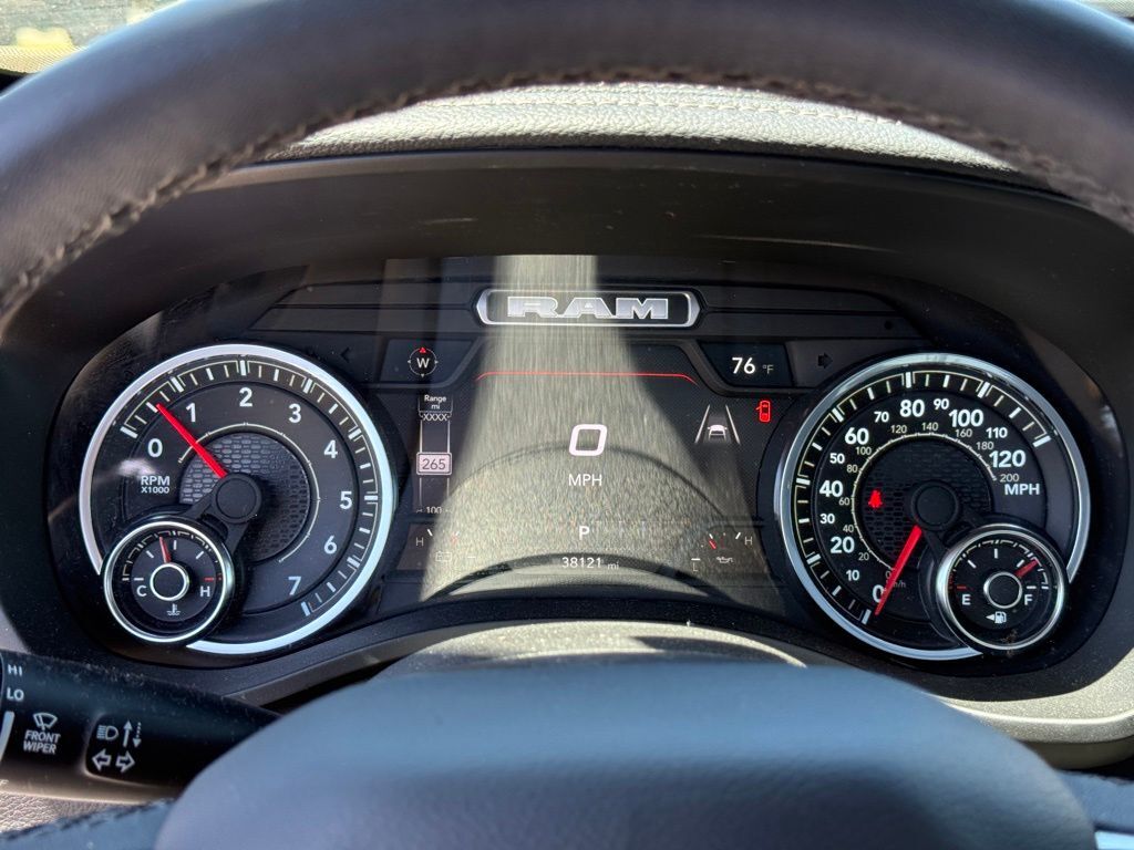 2025 Ram 1500 Laramie Crestwood KY