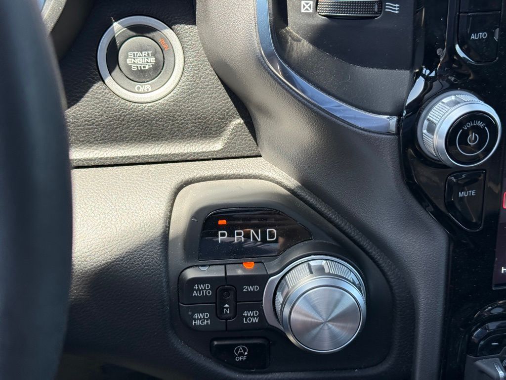 2025 Ram 1500 Laramie Crestwood KY
