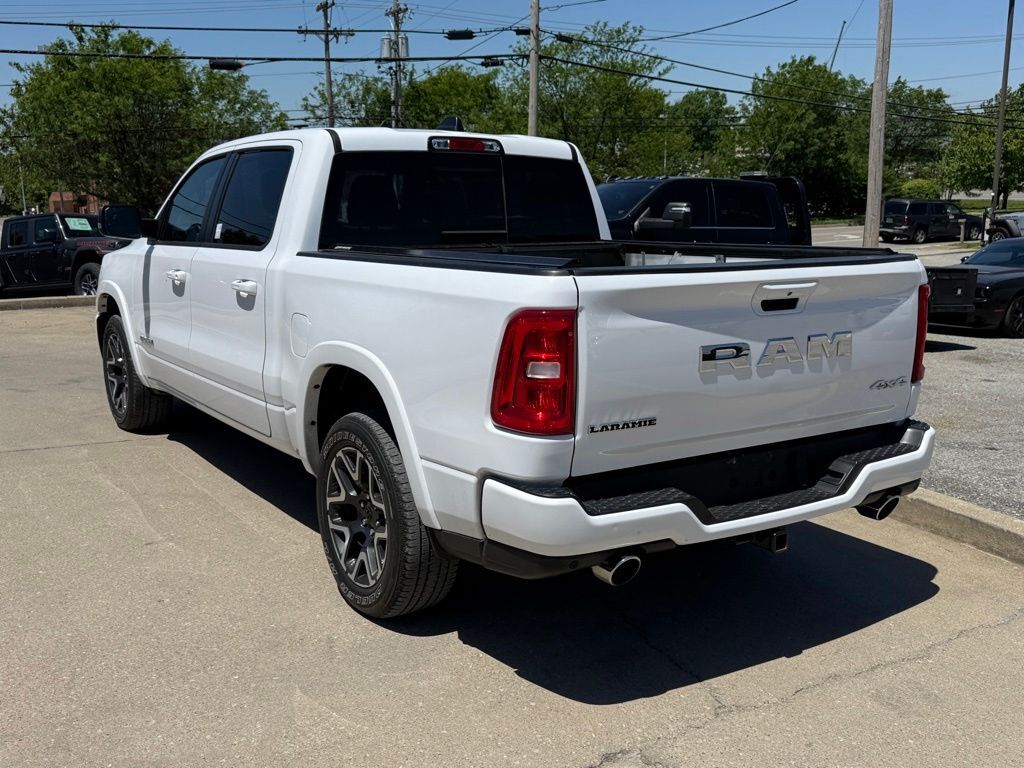2025 Ram 1500 Laramie Crestwood KY