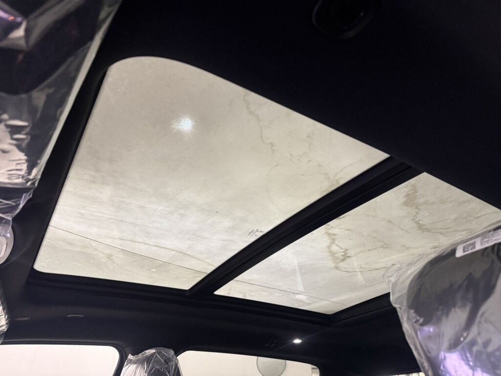 2025 Ram 1500 RHO 4x4 Crew Cab **ONLY 89 Miles** Maumee OH