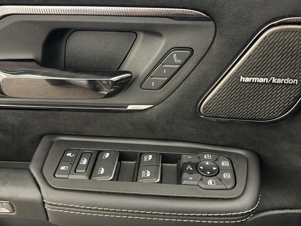 2025 Ram 1500 RHO 4x4 Crew Cab **ONLY 89 Miles** Maumee OH