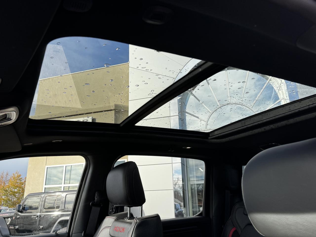 2025 Ram 1500 RHO Crew Cab 4x4 | 3L Hurricane | Premium Leather | Power Tailgate | Pano Sunroof Redwater AB