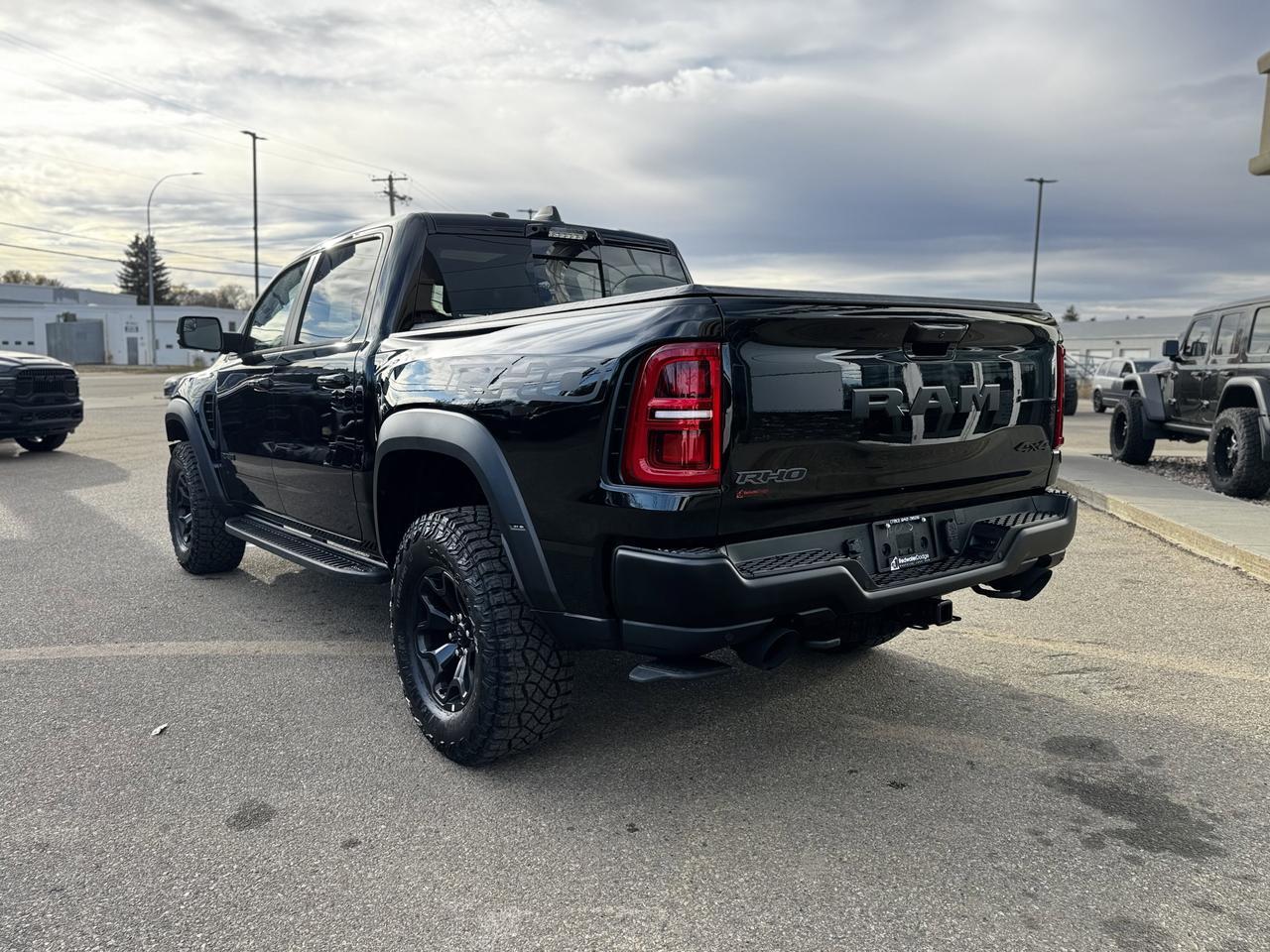 2025 Ram 1500 RHO Crew Cab 4x4 | 3L Hurricane | Premium Leather | Power Tailgate | Pano Sunroof Redwater AB