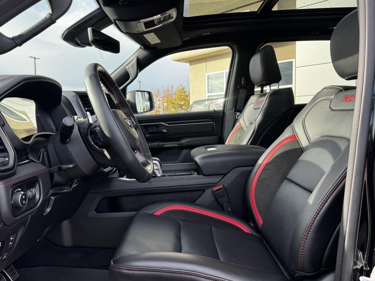 2025 Ram 1500 RHO Crew Cab 4x4 | 3L Hurricane | Premium Leather | Power Tailgate | Pano Sunroof Redwater AB