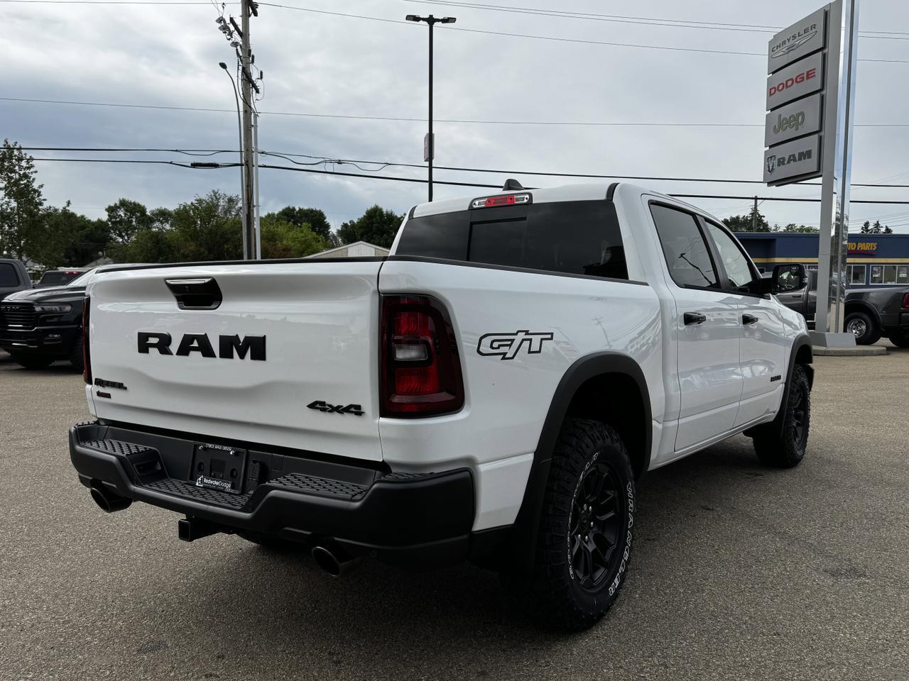 2025 Ram 1500 Rebel GT Crew Cab 4x4 | 3L Hurricane | Leather | Sunroof | Power Tailgate | NAV Redwater AB