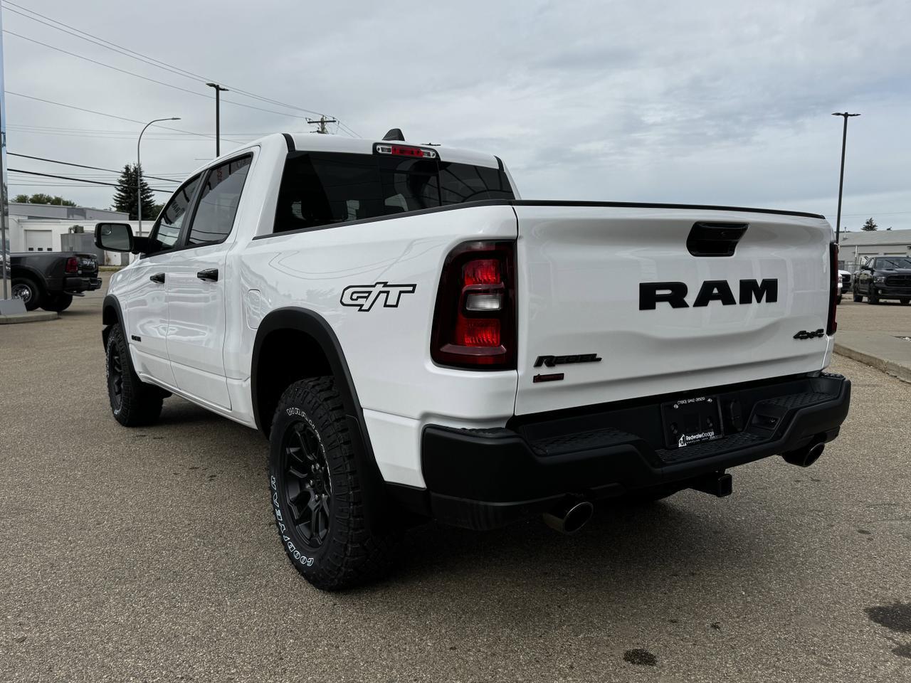 2025 Ram 1500 Rebel GT Crew Cab 4x4 | 3L Hurricane | Leather | Sunroof | Power Tailgate | NAV Redwater AB