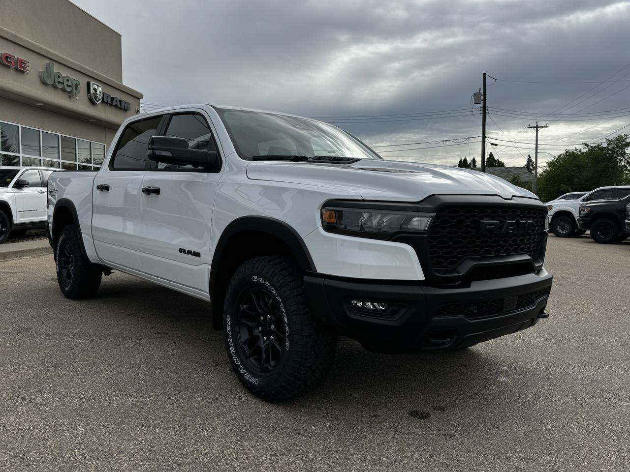 2025 Ram 1500 Rebel GT Crew Cab 4x4 | 3L Hurricane | Leather | Sunroof | Power Tailgate | NAV Redwater AB