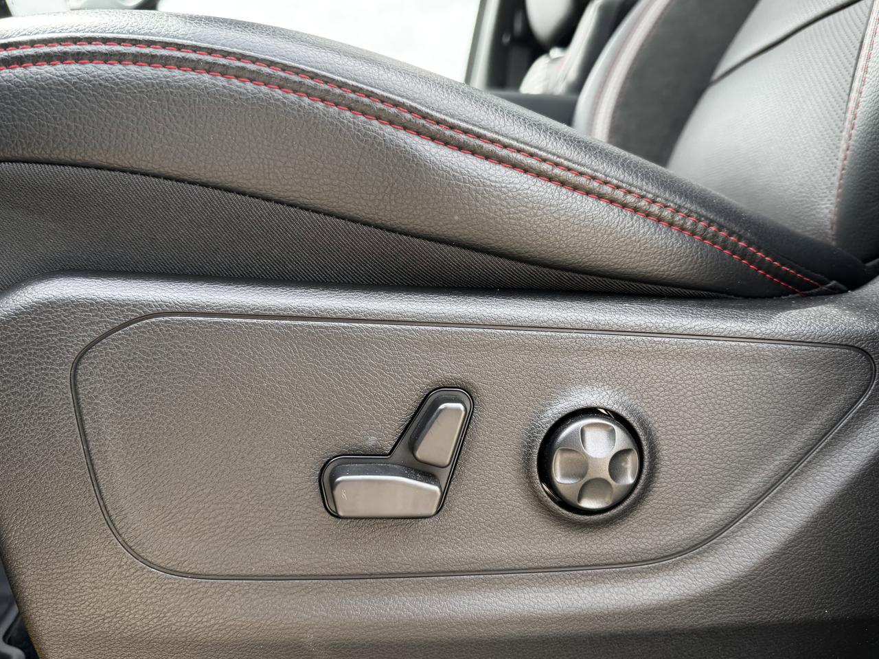 2025 Ram 1500 Rebel X Crew Cab 4x4 | 3L Hurricane | Leather | NAV | Heated Seats | Power Tailgate Redwater AB