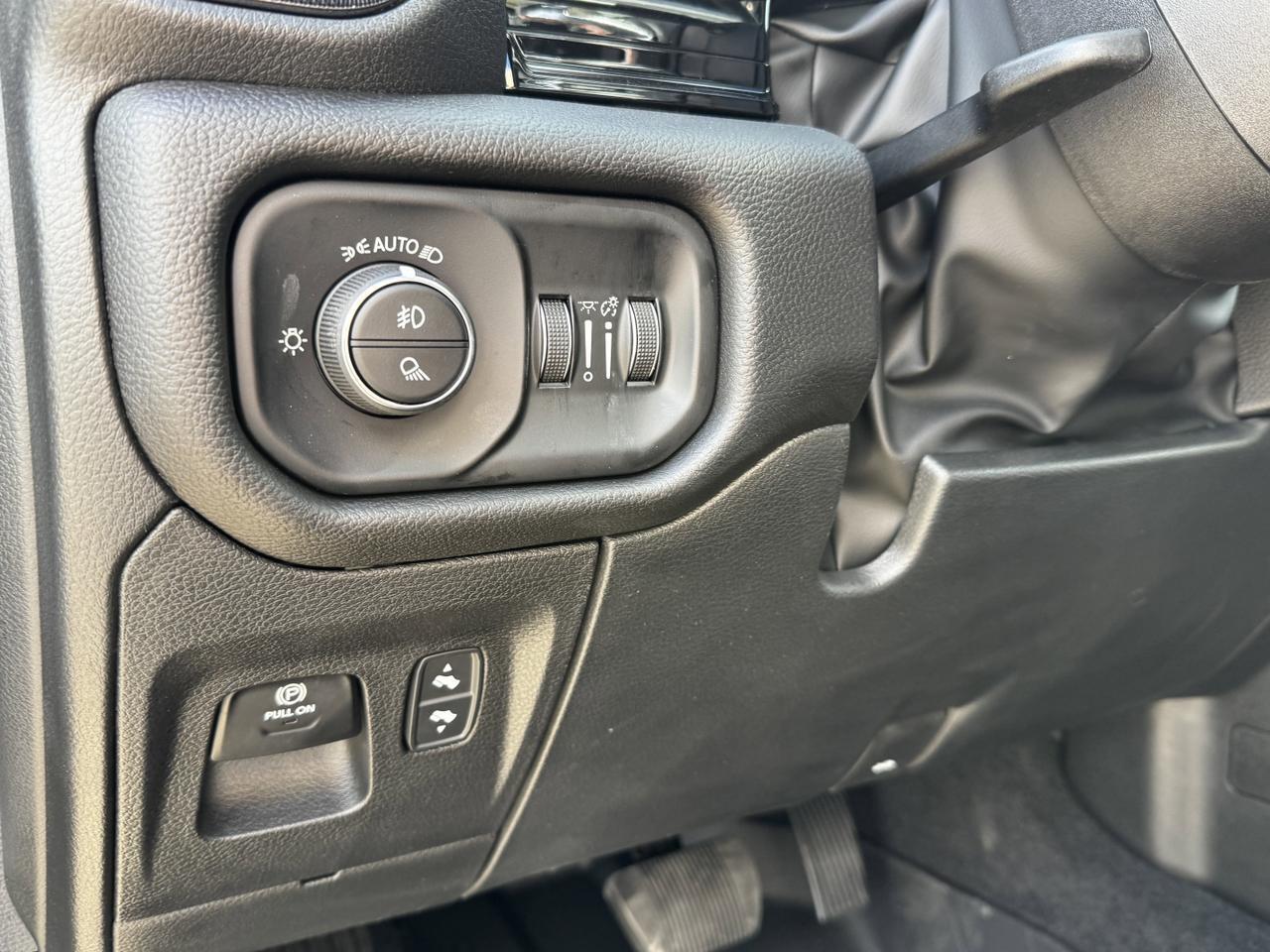 2025 Ram 1500 Rebel X Crew Cab 4x4 | Hurricane Twin Turbo | Leather | NAV | Heated Seats | harmon kardon Redwater AB