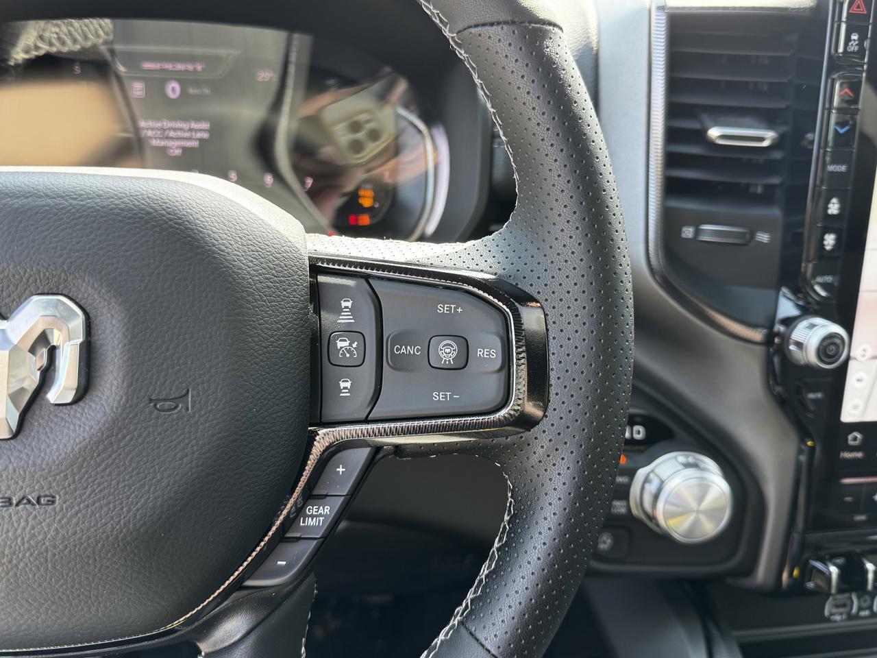 2025 Ram 1500 Sport Night Edition Crew Cab 4x4 | 3L Hurricane | Leather | Heated Vented Seats | Pano Sunroof | NAV Redwater AB