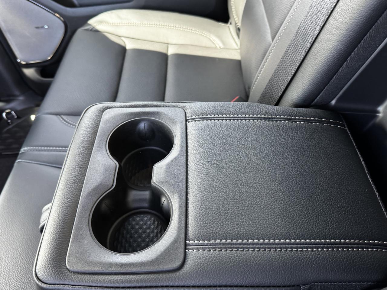 2025 Ram 1500 Sport Night Edition Crew Cab 4x4 | 3L Hurricane | Leather | Heated Vented Seats | Pano Sunroof | NAV Redwater AB