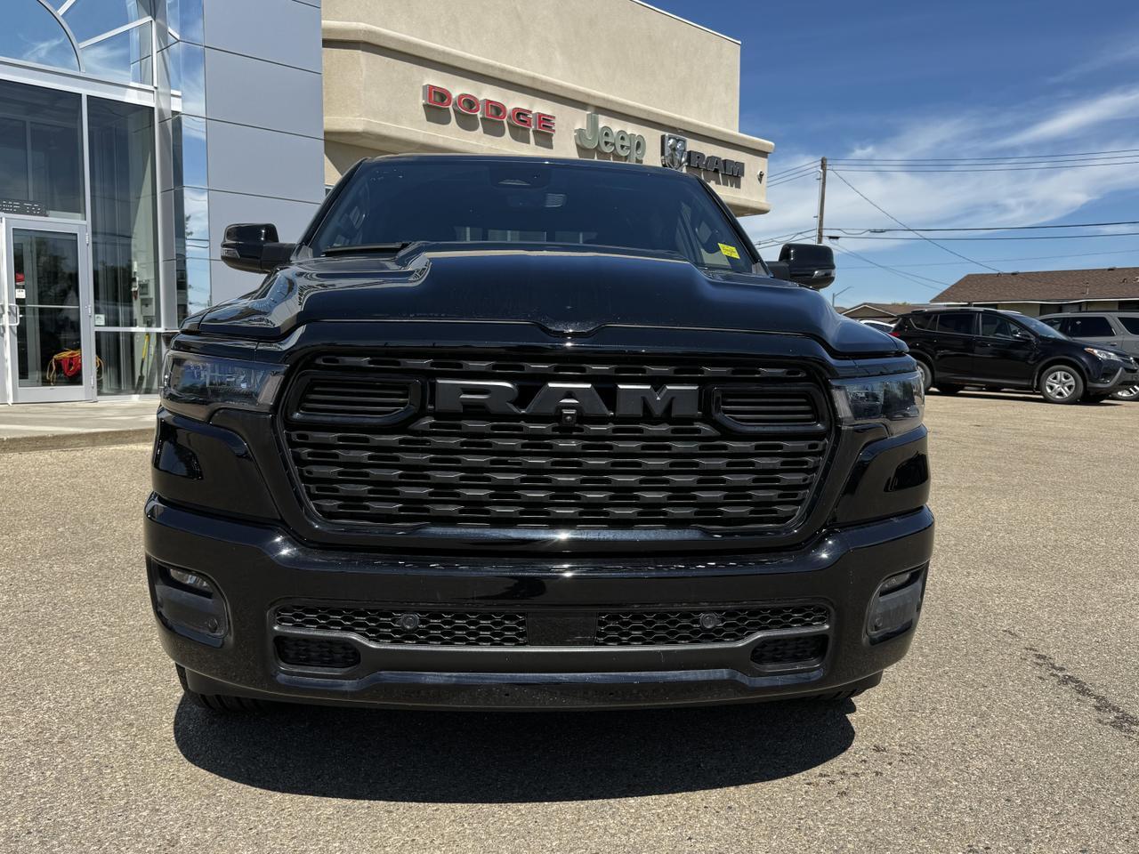 2025 Ram 1500 Sport Night Edition Crew Cab 4x4 | 3L Hurricane | Leather | Heated Vented Seats | Pano Sunroof | NAV Redwater AB