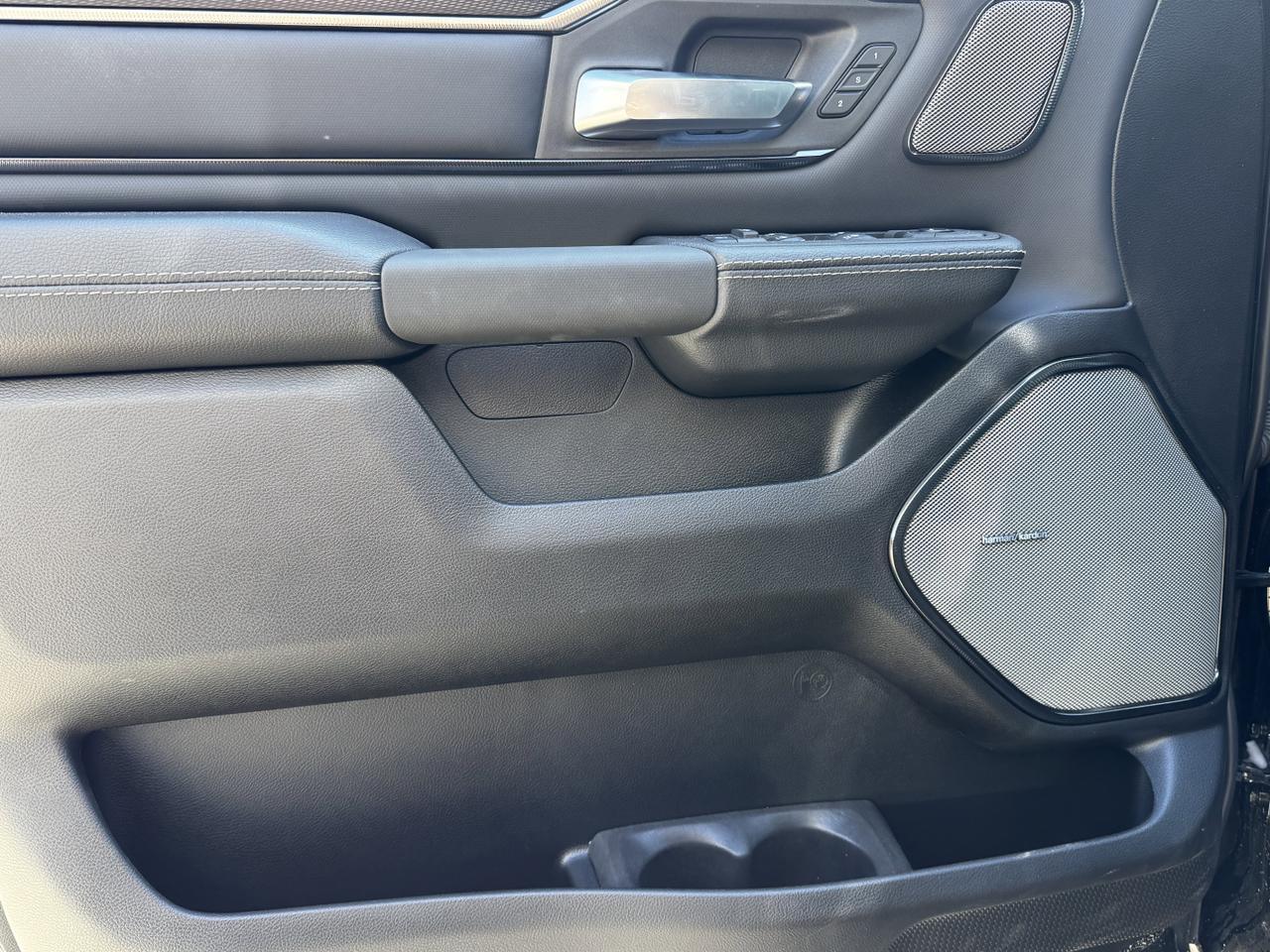 2025 Ram 1500 Sport Night Edition Crew Cab 4x4 | 3L Hurricane | Leather | Heated Vented Seats | Pano Sunroof | NAV Redwater AB