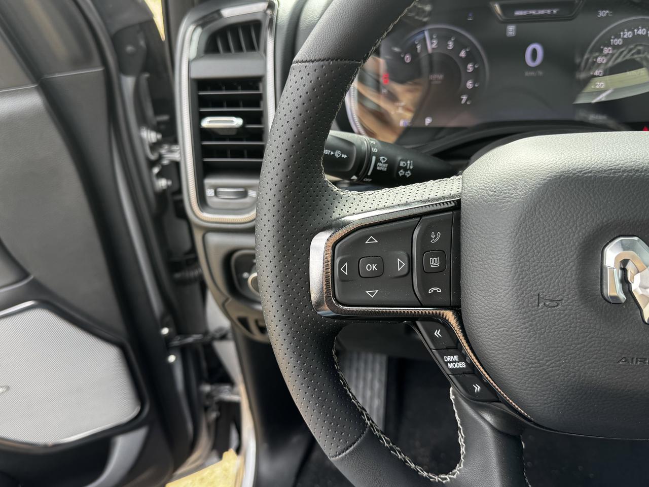 2025 Ram 1500 Sport Night Edition Crew Cab 4x4 | 3L Hurricane | Leather | NAV | Pano Sunroof | Power Tailgate Redwater AB