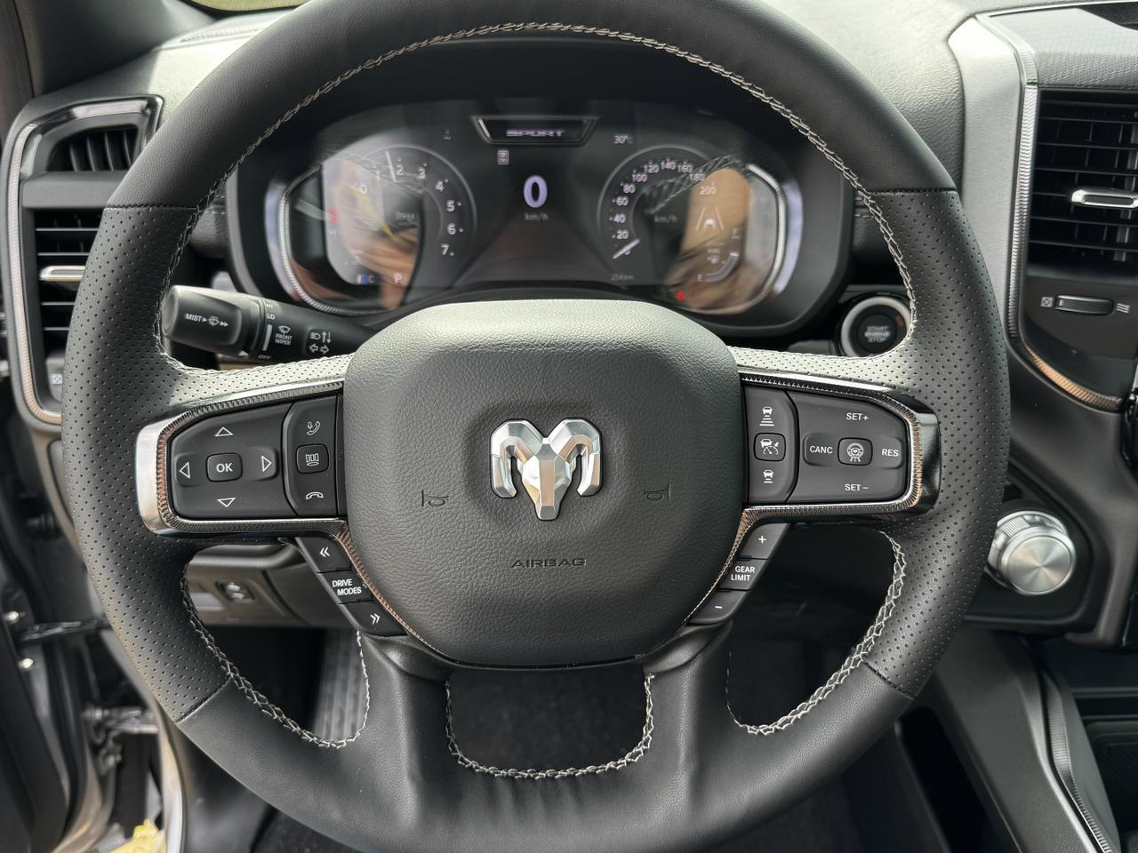 2025 Ram 1500 Sport Night Edition Crew Cab 4x4 | 3L Hurricane | Leather | NAV | Pano Sunroof | Power Tailgate Redwater AB