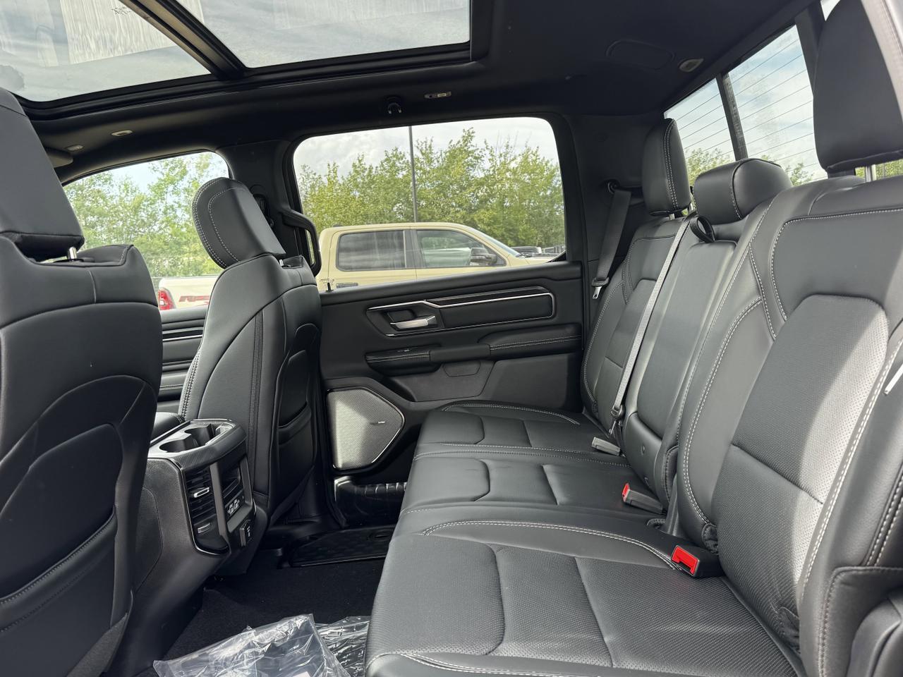 2025 Ram 1500 Sport Night Edition Crew Cab 4x4 | 3L Hurricane | Leather | NAV | Pano Sunroof | Power Tailgate Redwater AB