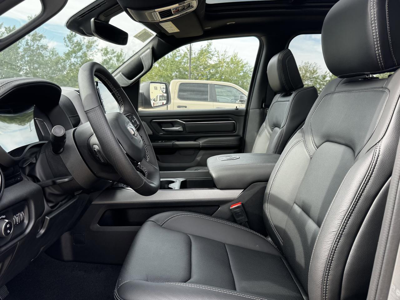 2025 Ram 1500 Sport Night Edition Crew Cab 4x4 | 3L Hurricane | Leather | NAV | Pano Sunroof | Power Tailgate Redwater AB