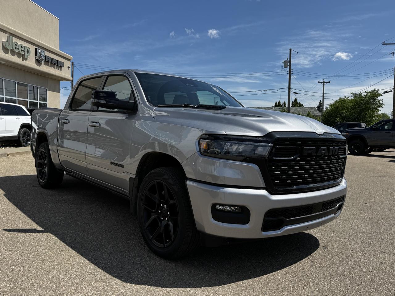 2025 Ram 1500 Sport Night Edition Crew Cab 4x4 | 3L Hurricane | Leather | NAV | Pano Sunroof | Power Tailgate Redwater AB
