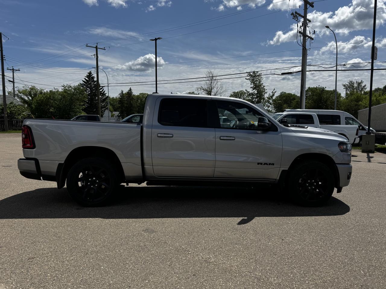 2025 Ram 1500 Sport Night Edition Crew Cab 4x4 | 3L Hurricane | Leather | NAV | Pano Sunroof | Power Tailgate Redwater AB