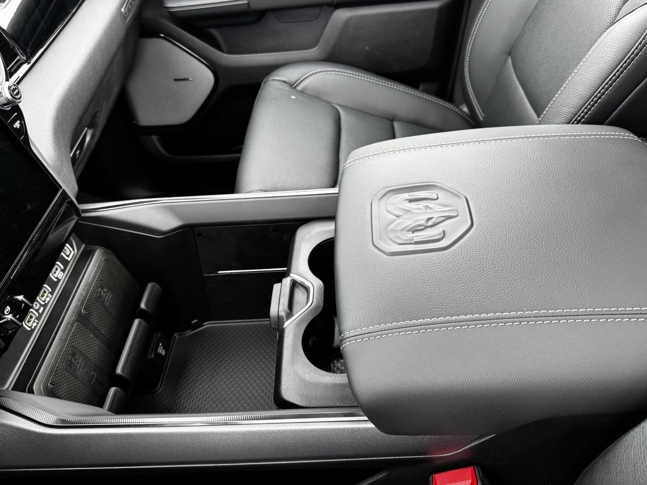 2025 Ram 1500 Sport Night Edition Crew Cab 4x4 | 3L Hurricane | Pano Sunroof | Leather | Heated Vented Seats | NAV Redwater AB