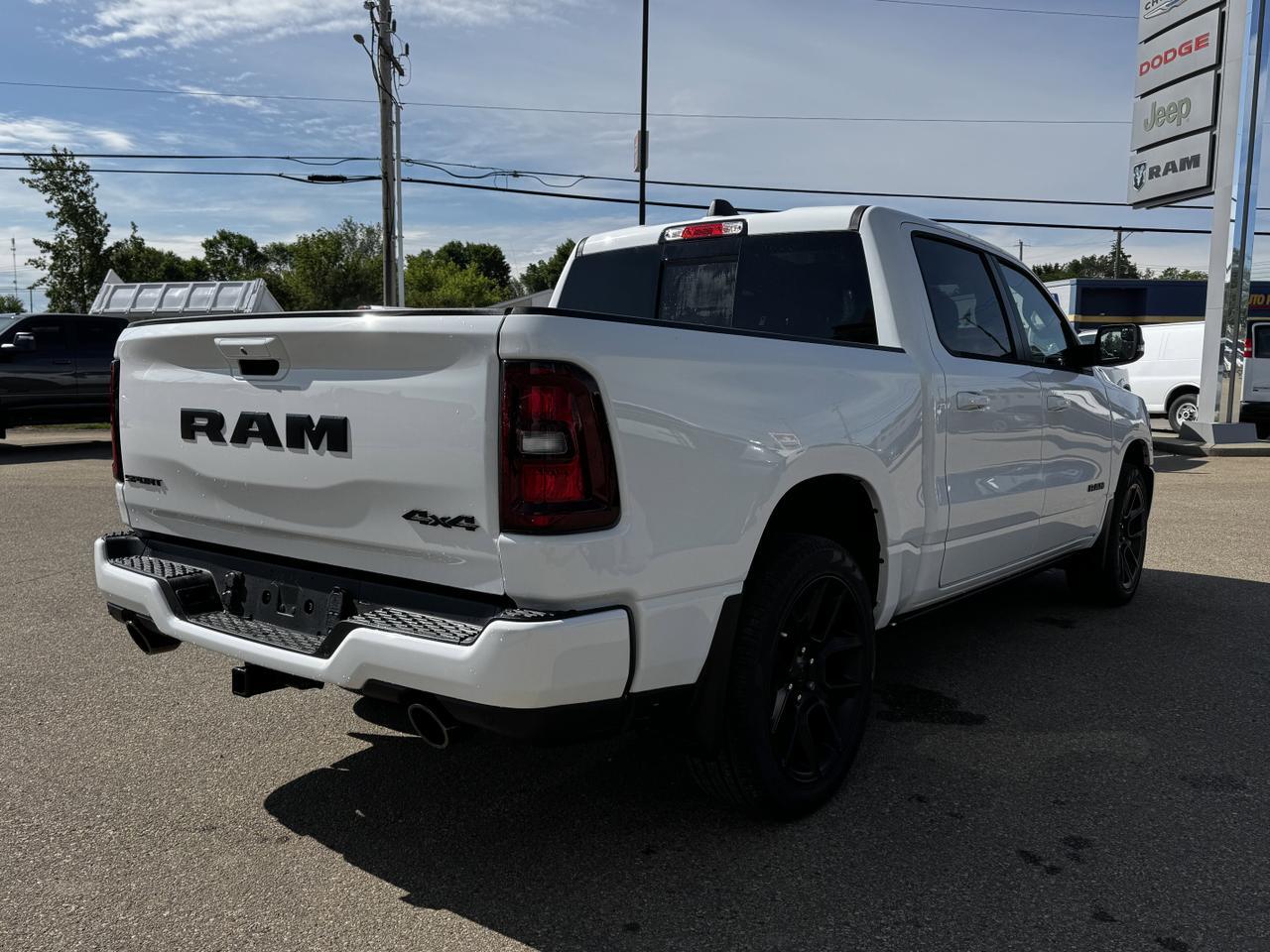 2025 Ram 1500 Sport Night Edition Crew Cab 4x4 | 3L Hurricane | Pano Sunroof | Leather | Heated Vented Seats | NAV Redwater AB
