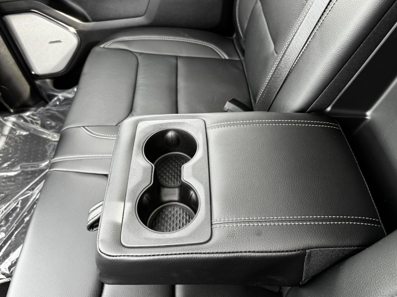 2025 Ram 1500 Sport Night Edition Crew Cab 4x4 | 3L Hurricane | Pano Sunroof | Leather | Heated Vented Seats | NAV Redwater AB