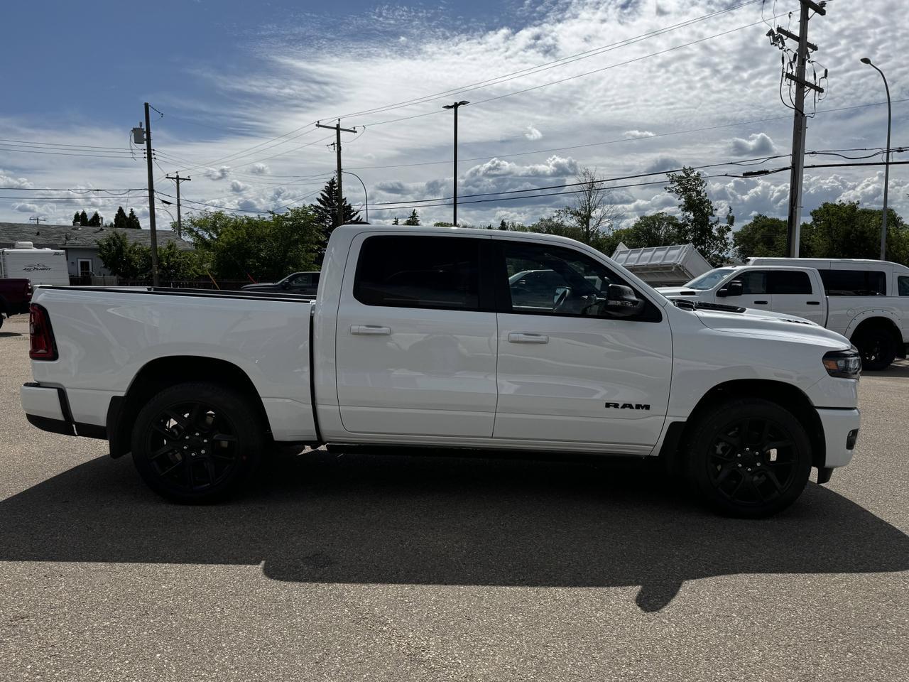 2025 Ram 1500 Sport Night Edition Crew Cab 4x4 | 3L Hurricane | Pano Sunroof | Leather | Heated Vented Seats | NAV Redwater AB