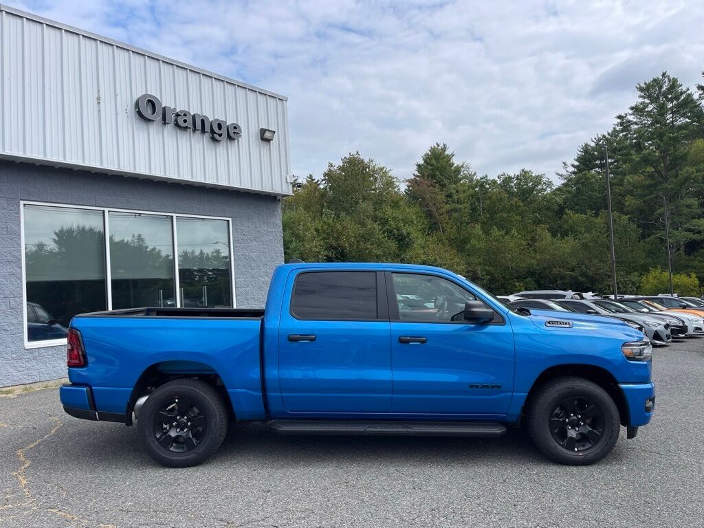 2025 Ram 1500 TRADESMAN CREW CAB 4X4 5&#39;7 BOX Orange MA