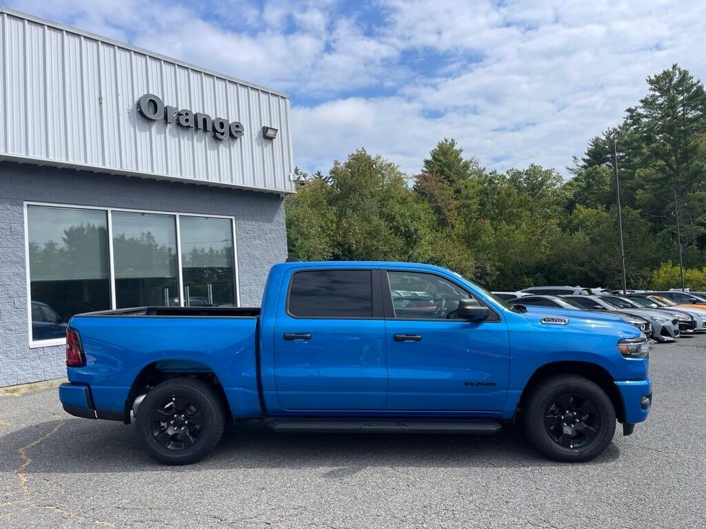 2025 Ram 1500 TRADESMAN CREW CAB 4X4 5&#39;7 BOX Orange MA