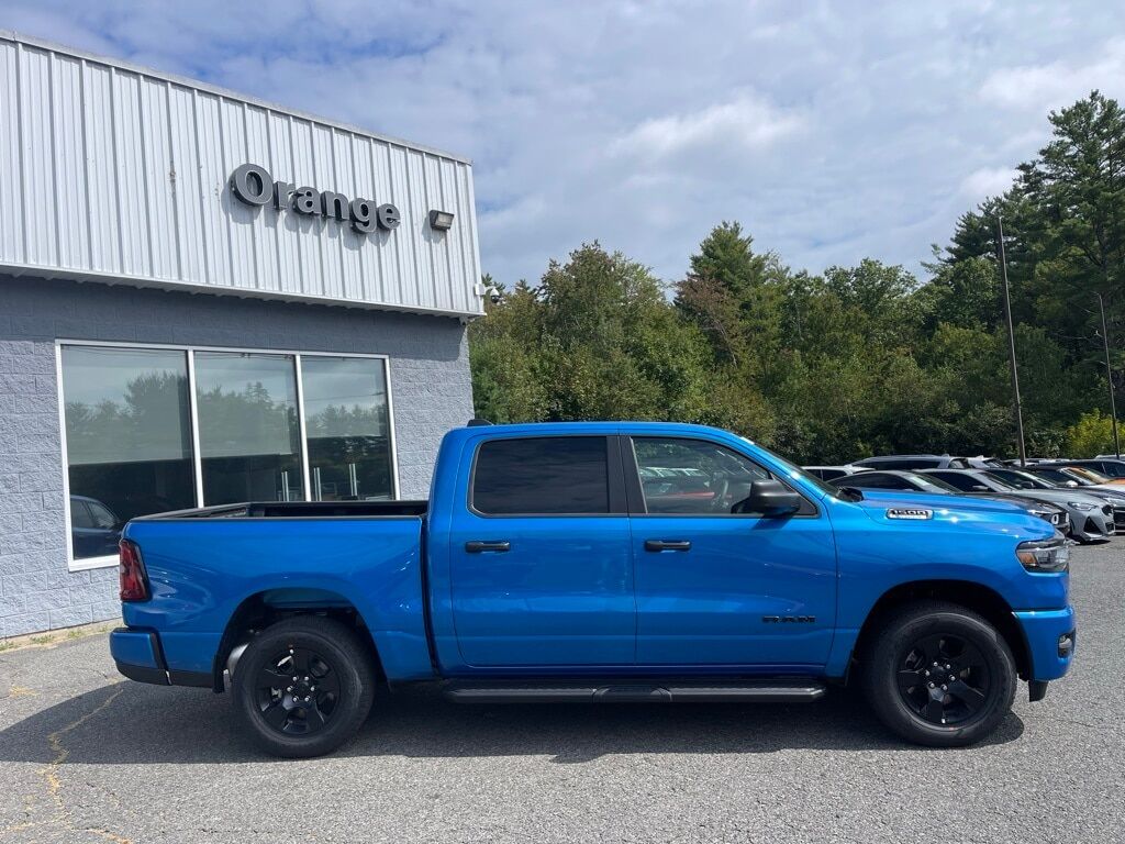 2025 Ram 1500 TRADESMAN CREW CAB 4X4 5&#39;7 BOX Orange MA