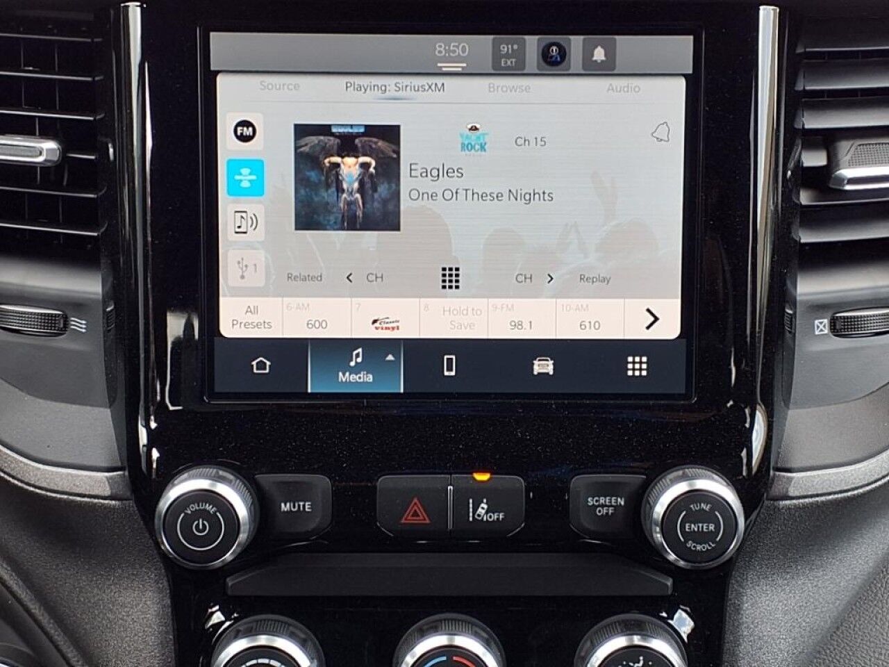 2025 Ram 1500 Tradesman Uvalde TX