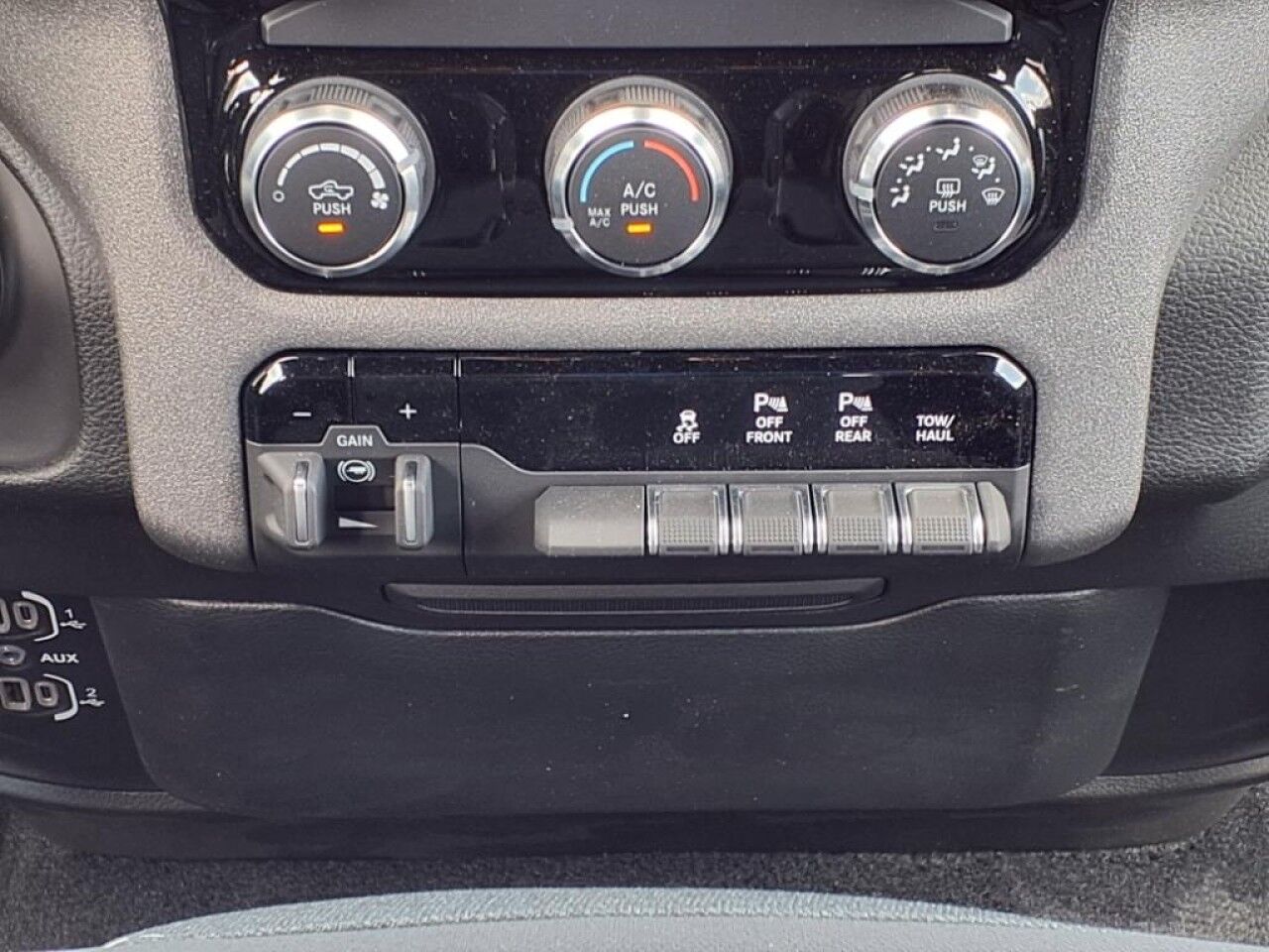 2025 Ram 1500 Tradesman Uvalde TX