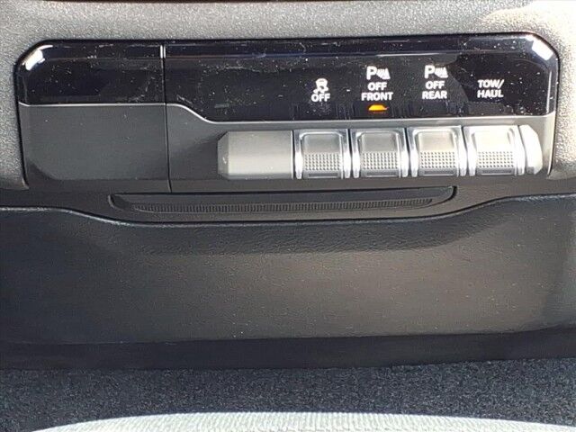 2025 Ram 1500 Tradesman  TX